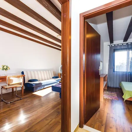 Holiday home Gorgeous Home In Bibinje With Kitchen *