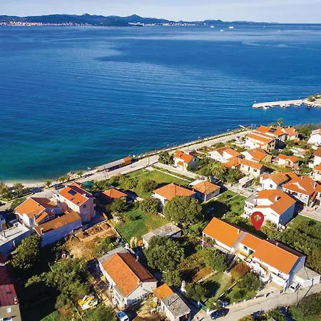 Gorgeous Home In Bibinje With Kitchen *