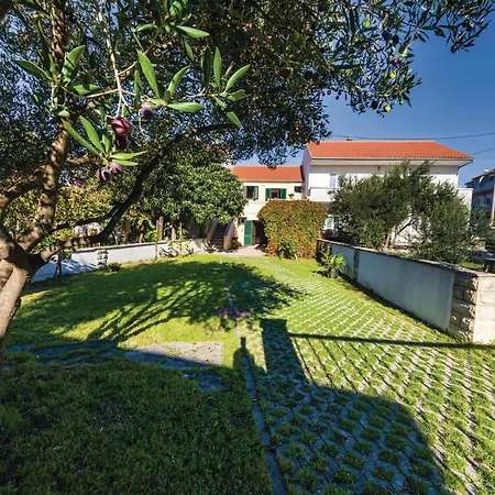Gorgeous Home In Bibinje With Kitchen Holiday home Bibinje