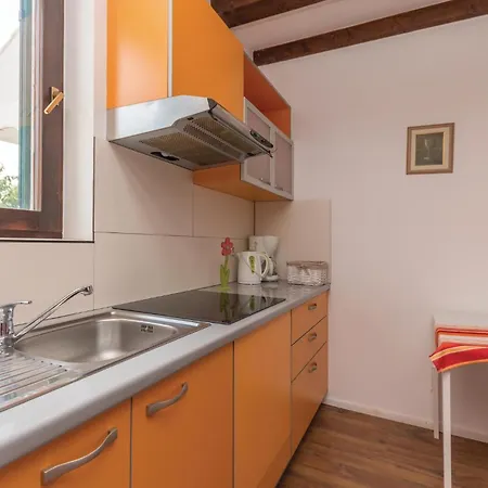 Bibinjskih Mlikaric Bb Iv * Bibinje