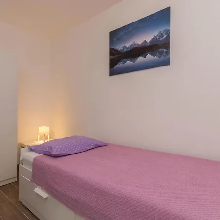 Bibinjskih Mlikaric Bb Iv *